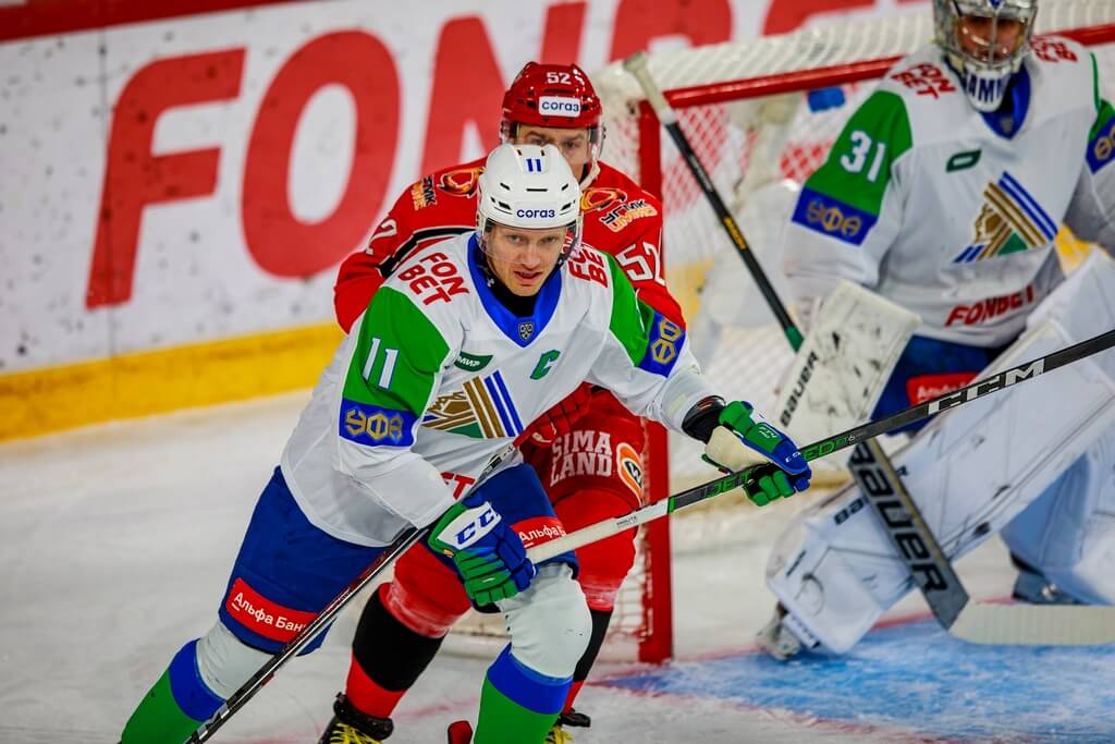 Салават Юлаев - Барыс. Прогноз на матч КХЛ 19 декабря 2023 года в 17:00 по мск.