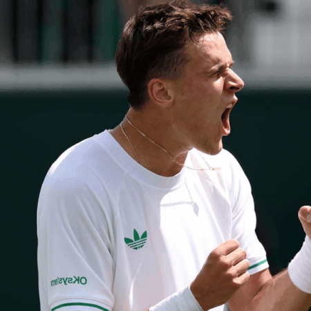 Меншик — Маннарино: прогноз на матч ATP Queen’s Club 16 июня 2026